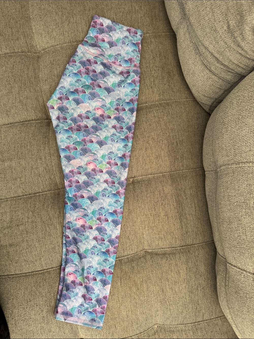 Mermaid Scale High-Waist Leggings - Multicolor